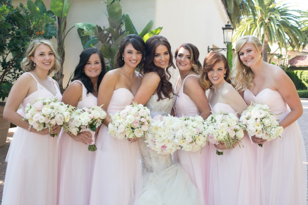 Kasie-Nisies-Enchanted-Pelican Hill-pink-and-white-wedding (2)